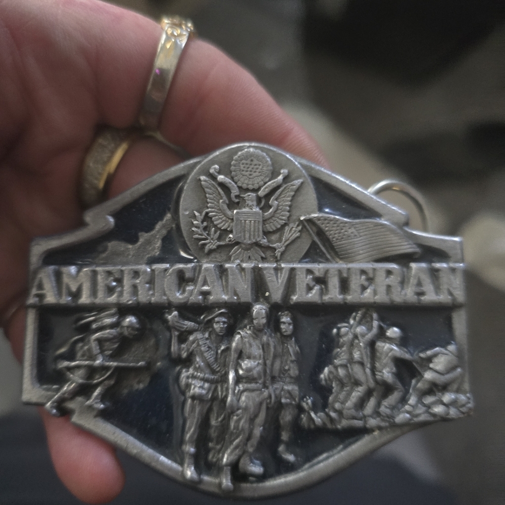 American Veteran Belt Buckle - Silver
